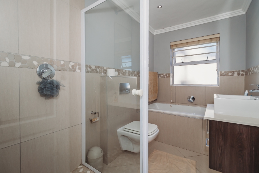 3 Bedroom Property for Sale in Kraaibosch Country Estate Western Cape